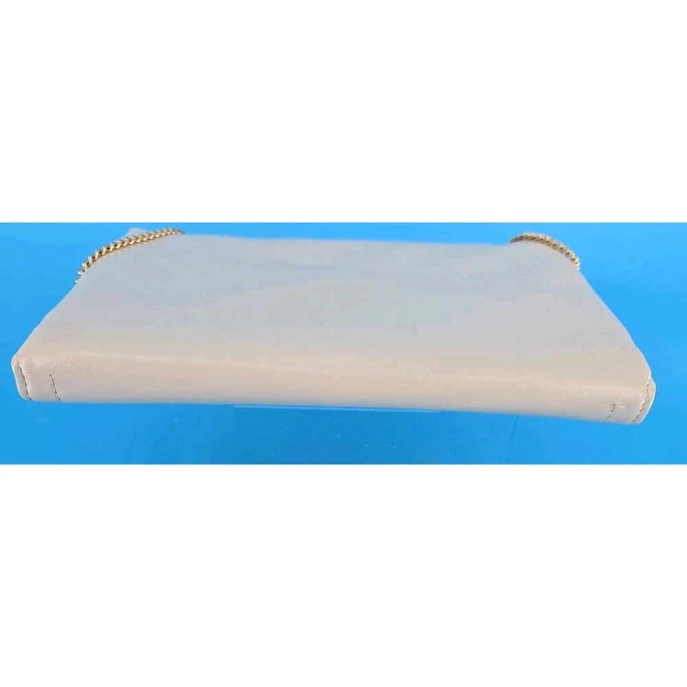 Beautiful Vtg ML USA Beige Ivory Clutch Handbag Bag Purse Kiss Closure‎ W/ Chain